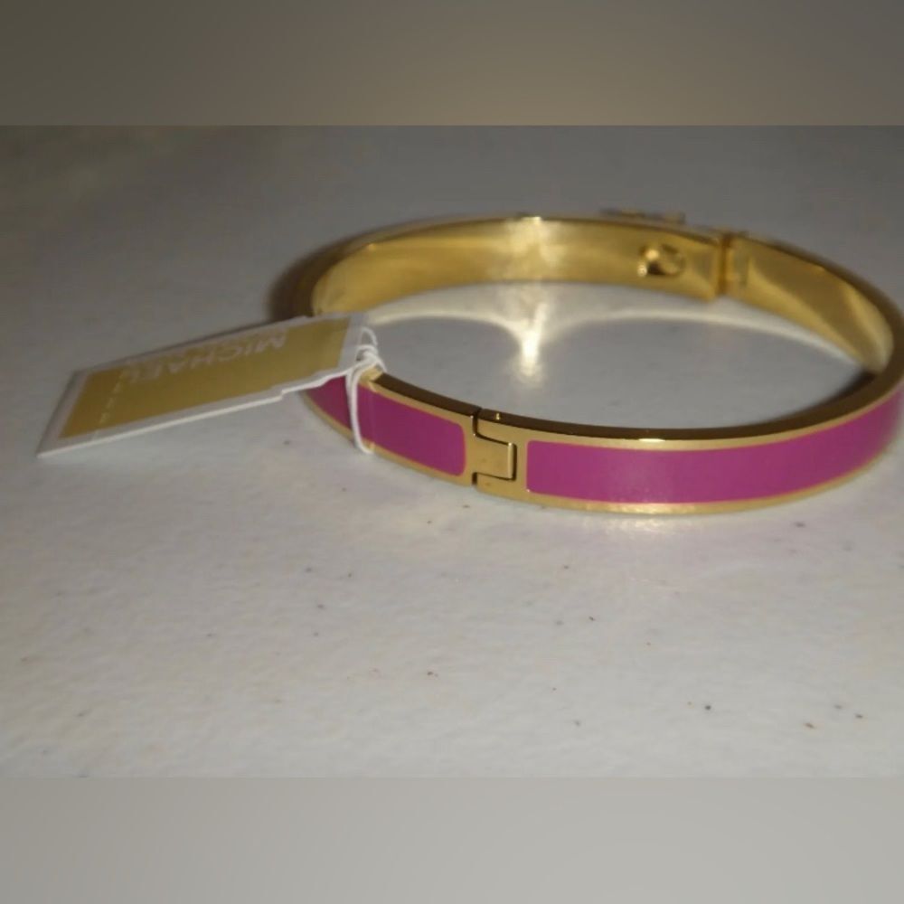 Michael Kors Haute Rose Gold Hot Pink Enamel Bangle Bracelet MKJ7705710 + MK BOX - Picture 5 of 13